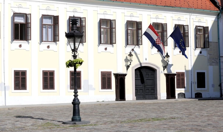 Banski dvori