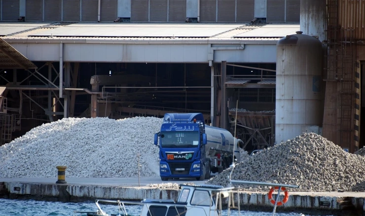 Cementara u Puli