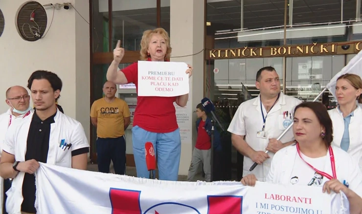 Medicinske sestre i tehničari prosvjeduju već treći dan