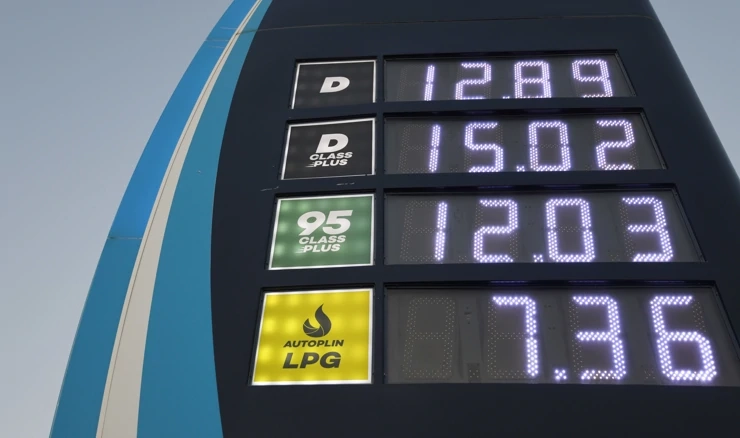 Osnovno gorivo pojeftinilo, dok je premium na nekim postajama poskupio