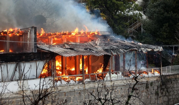 Požar u bivšem restoranu Amfora u Voloskom 