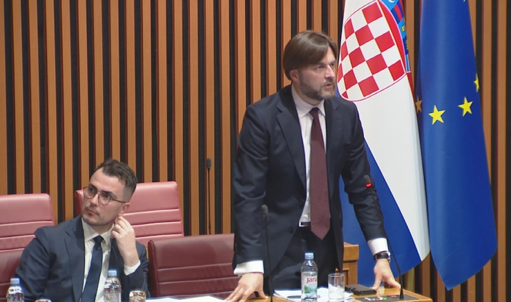 Ministar Tomislav Ćorić