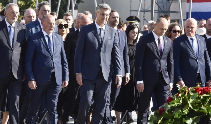 Državni vrh u Kninu povodom 31. obljetnice VRO Oluja
