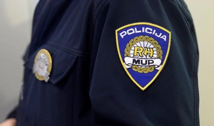 Policija