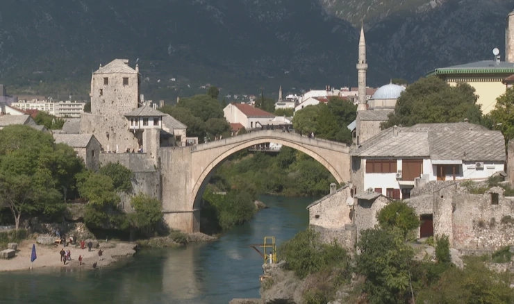 Mostar: Od grada slučaja do primjera suživota