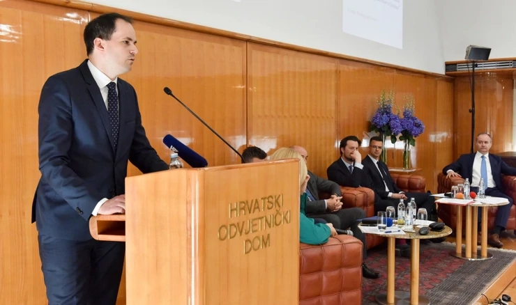 Okrugli stol u organizaciji HOK-a