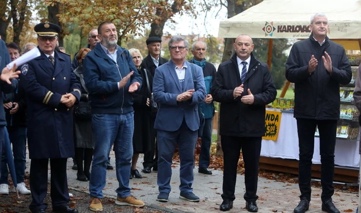 Izložba fotografija povodom 30. obljetnice osnutka 129. brigade