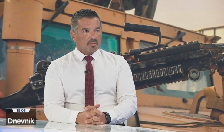  Robert Mikac 