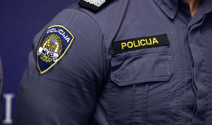 Policija je uhitila šestoricu osumnjičenih za krijumčarenje 46 migranata