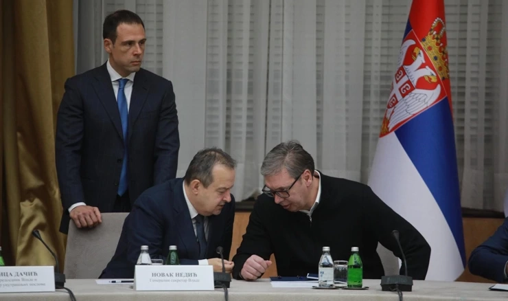 Javnosti se u međuvremenu obratio Vučić, ali ne i ministar unutarnjih poslova i prvi potpredsjednik vlade Ivica Dačić