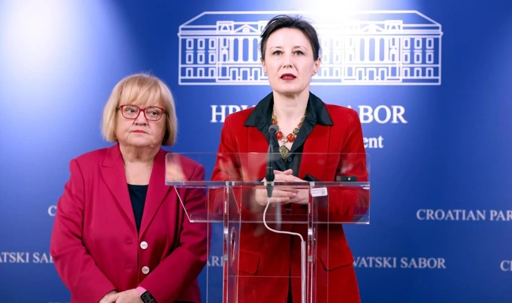 Anka Mrak Taritaš i Dalija Orešković