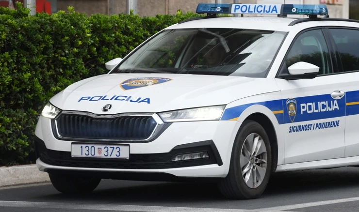 Radnik poginuo u padu sa skele u Srinjinama