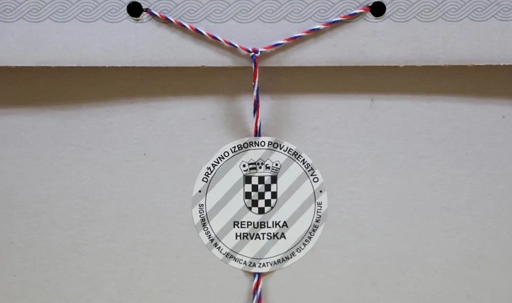 Glasačka kutija