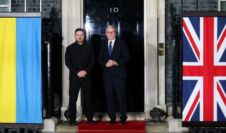 Volodimir Zelenski i Keir Starmer