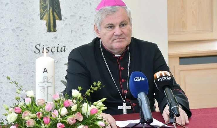 Biskup Vlado Košić
