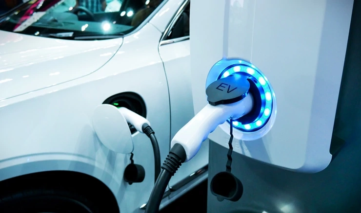 Električni automobil