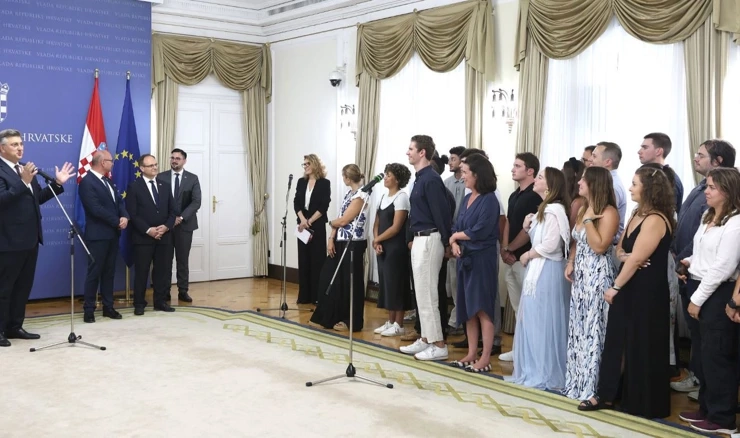 Plenković primio polaznike treće generacije ''Ljetne škole Domovina''