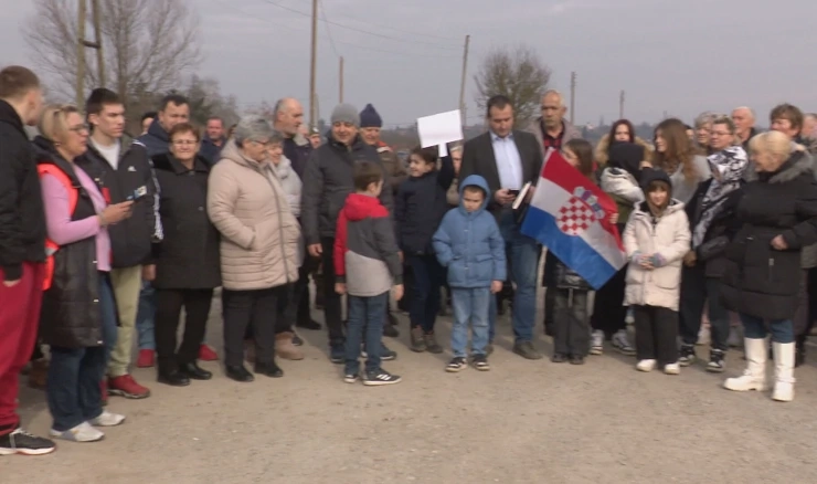Prosvjed mještana Kloštar Ivanića
