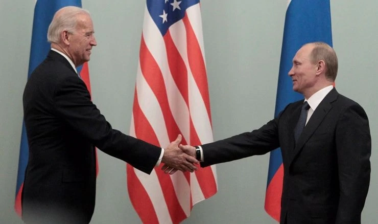 Sastanak Putina i Bidena 2011. u Moskvi