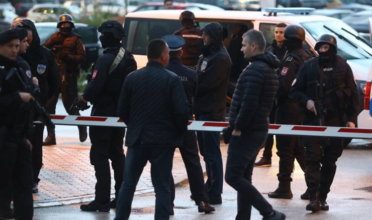 Agenti SIPA-e pokušali privesti Dodika, spriječili ih pripadnici MUP-a RS