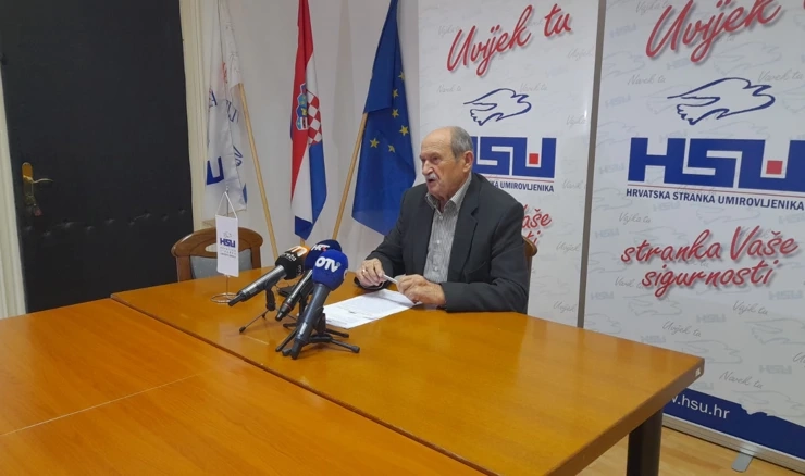 Javni prijevoz u funkciji mobilnosti umirovljenika