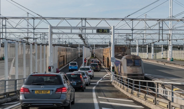 Obustavljen prijevoz vlakovima ispod La Manchea