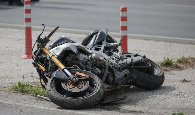 U prometnoj nesreći poginuo motociklist