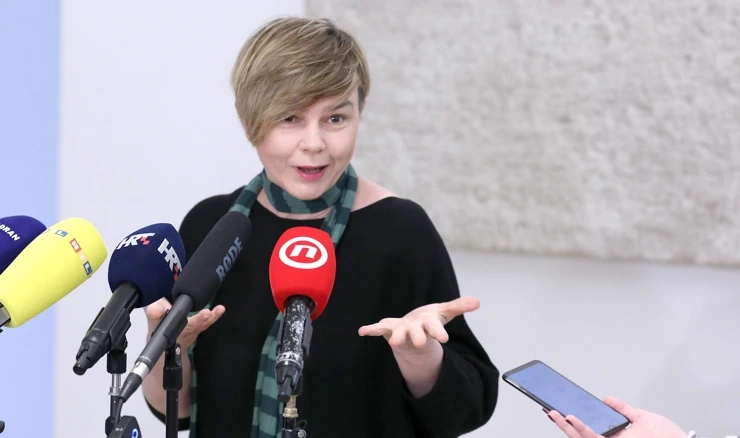 Sandra Benčić u Saboru - cijela Vlada mora otići