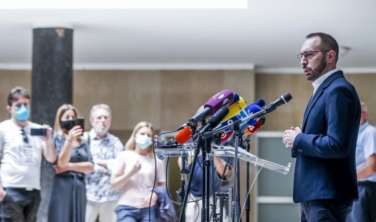 Tomislav Tomašević na konferenciji za medije najavio je prve rezove