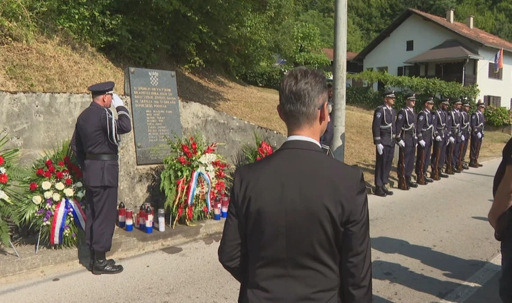 U Strugi Banskoj hrvatski su redarstvenici zaustavili okupaciju hrvatskog Pounja