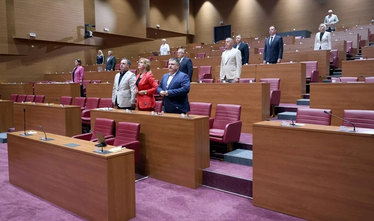 Zastupnici odali počast žrtvama genocida u Srebrenici