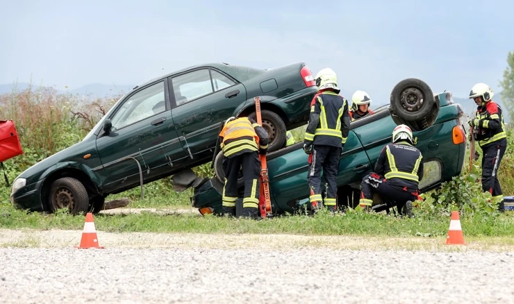 Vježba civilne zaštite na jezeru Savrščak