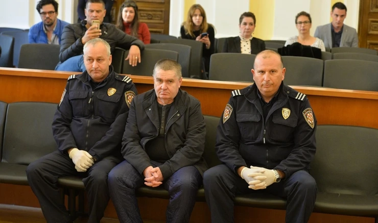 Potvrđeno 30 godina zatvora ocu koji je bacio djecu s balkona