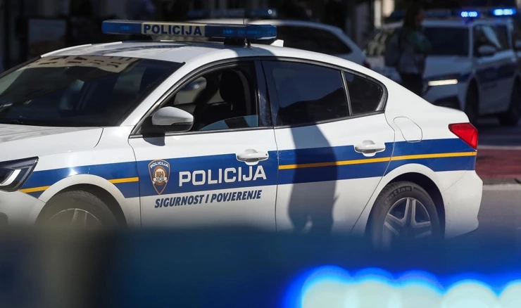 Policija