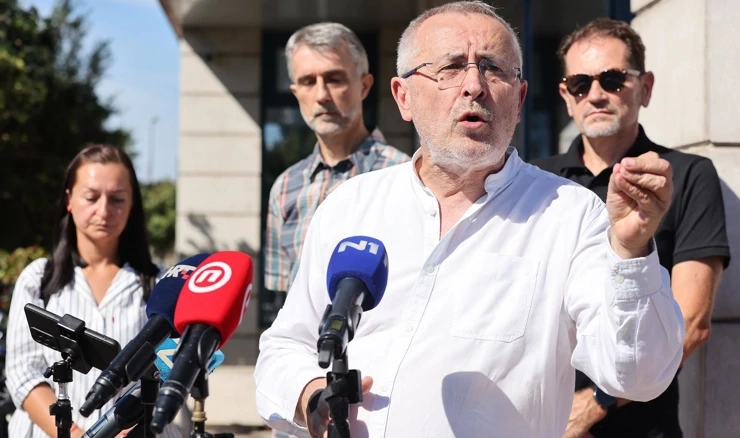 Predsjednik Školskog sindikata Preporod Željko Stipić