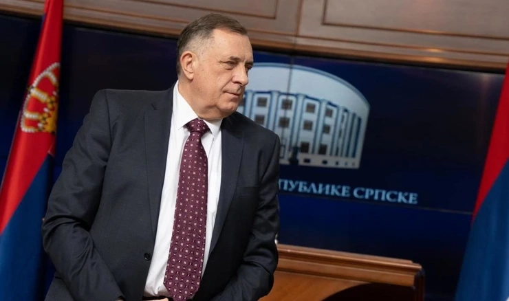 BiH: Dodik sada nudi "zamrzavanje" protuustavnih zakona, u RS strahuju od EUFOR-a