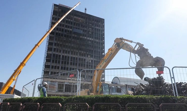 Priprema rušenja Vjesnikovog nebodera