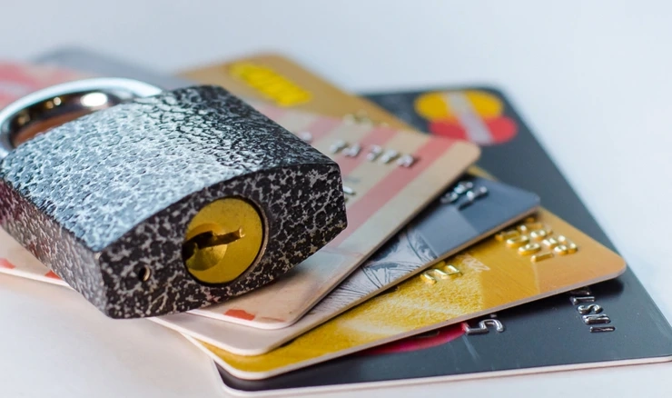 Ilustracija blokirani računi