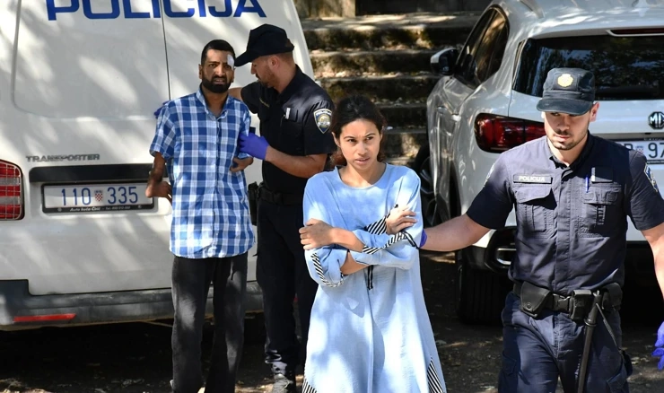 Privođenje muškarca i žene koji su krijumčarili 13 migranata