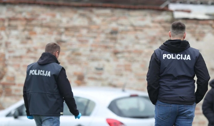 Policija