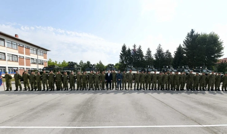 Predsjednik Milanović sudjelovao na svečanom ispraćaju 1. kontingenta OSRH u Mađarsku