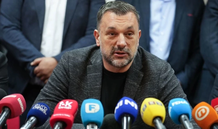 Elmedin Konaković 