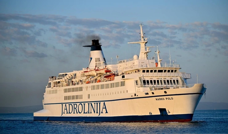 Brod u sastavu flote Jadrolinije
