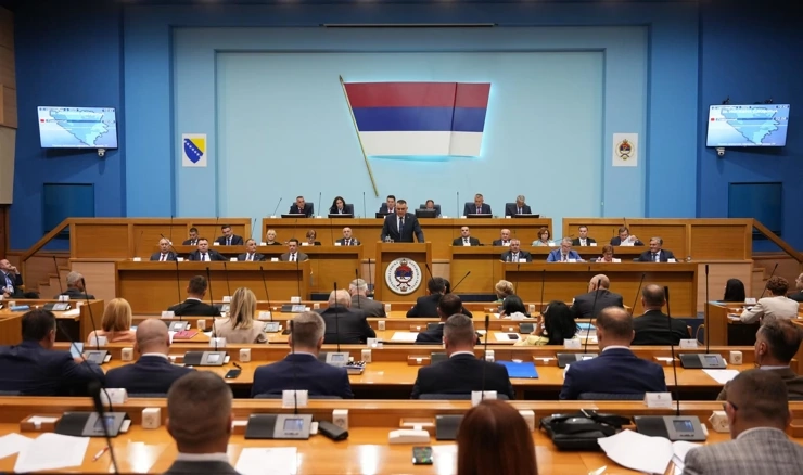 Posebna sjednica Narodne skupštine RS, birana nova Vlada RS 