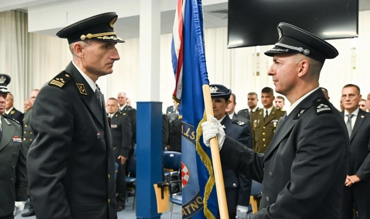Brigadir Krešimir Ražov preuzeo dužnost zapovjednika HRZ-a