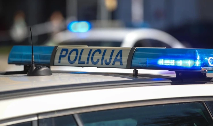 Policija