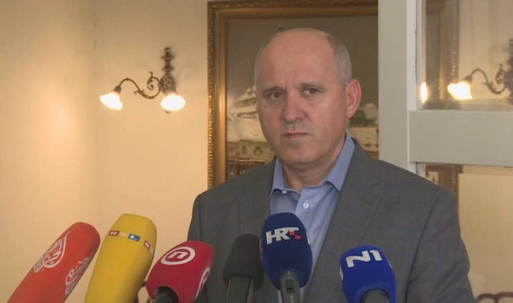  Branko Bačić, predsjednik Kluba zastupnika HDZ-a