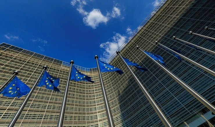 EK predlaže postupno uvođenje EES-a