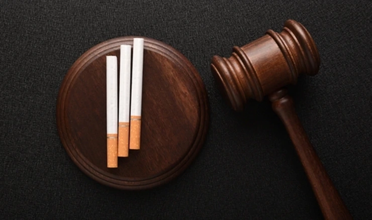 Uskok optužio skupinu za preprodaju duhana i cigareta