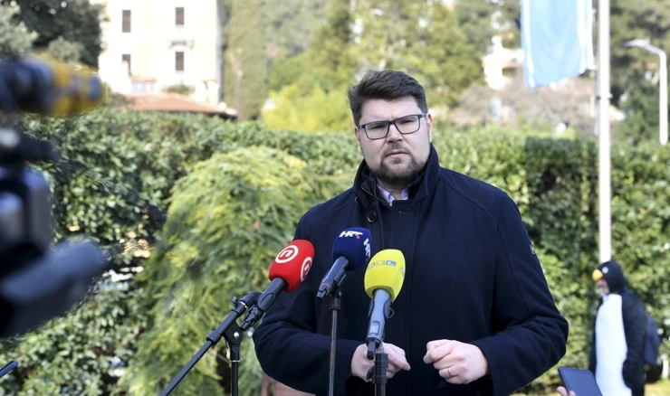Peđa Grbin